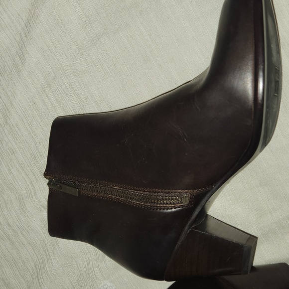 Frye Phoebe booties-svl dark brown size 7m - Picture 12 of 16